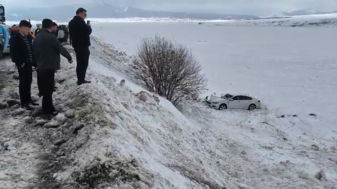Sarıkamış’ta Buzlanma Kazası: Şarampole Uçan Otomobilde 1 Kişi Yaralandı