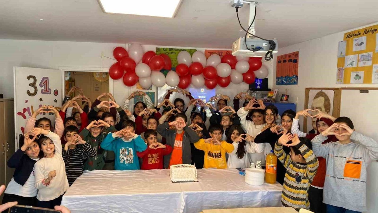 TEGV 31 Yaşında: Muradiye’de Çocuklar ve Gönüllülerle Coşkulu Kutlama