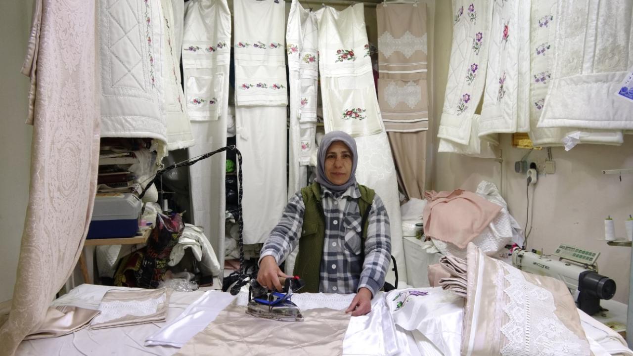 Terzi Güllü Yavuz'un Başarı Hikayesi: Veresiye Makineyle Atölye Kurdu