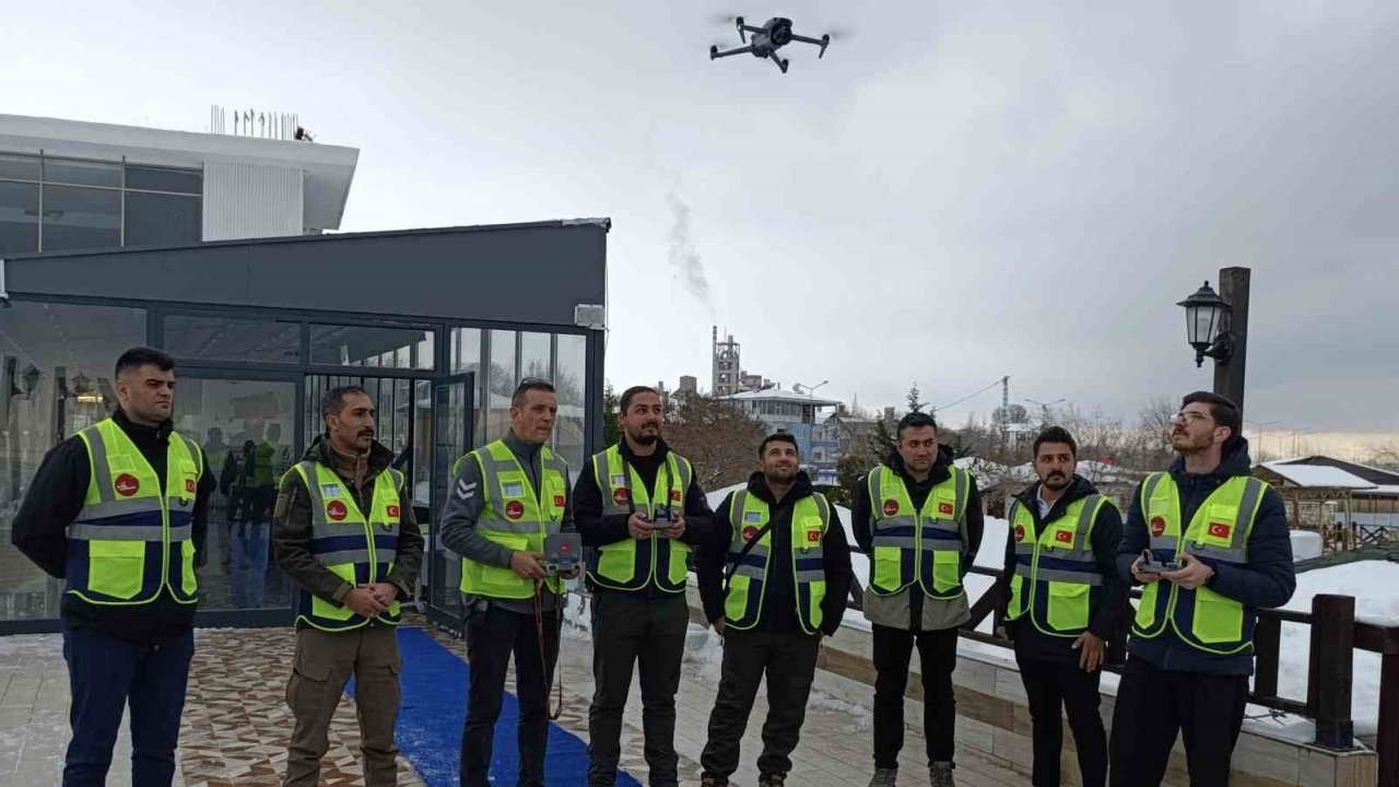 Van’da Afetlere Havadan Müdahale Hazırlığı: KUT Havacılık Toplantısı Yapıldı