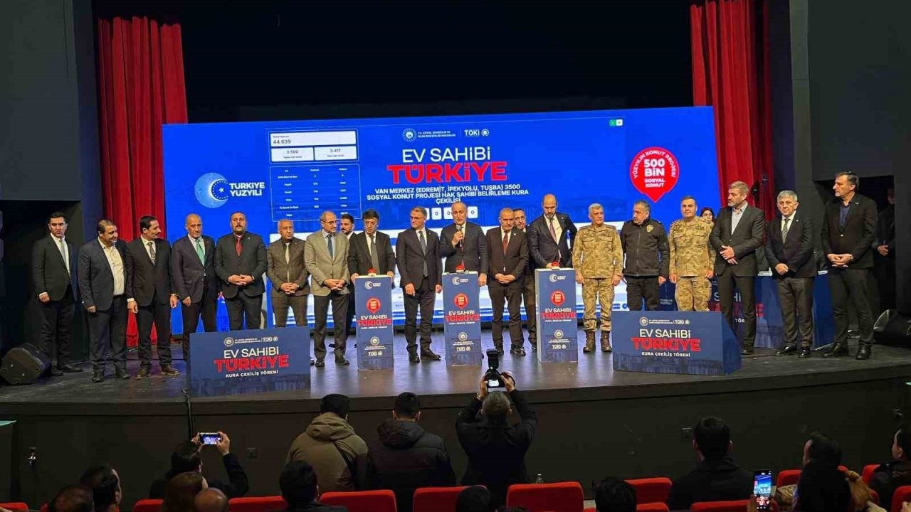 Van’da yüzyılın konut projesinin kura çekimleri yapıldı