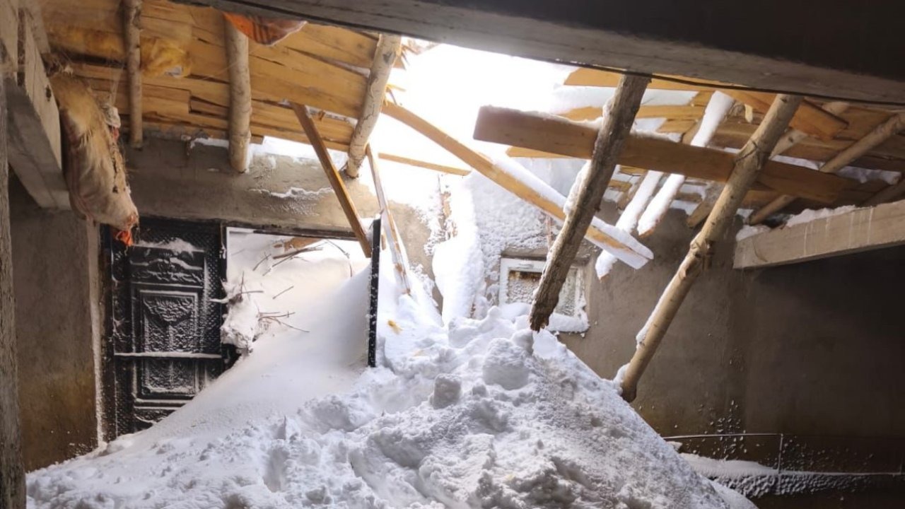 Yüksekova’da çığ yaraları sarılıyor: