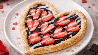 14 Şubat’A Özel Kalpli Tart Tarifi