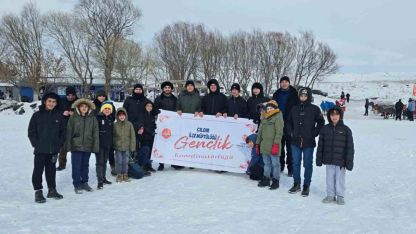 Çıldır’da Gençlerin Kış Kampı Heyecanı: Eğitim ve Eğlence Bir Arada