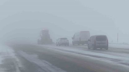 Van’da Kar ve Sis Geçit Vermiyor: 40 Yerleşim Yolu Kapandı