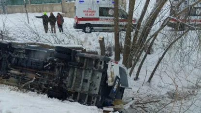 Muş’ta İşçi Servisi Şarampole Devrildi: 6 Yaralı