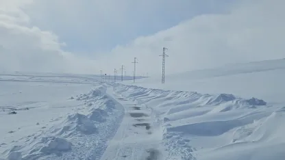 Ardahan'da Kar Esareti: 19 Köy Yolu Ulaşıma Kapandı