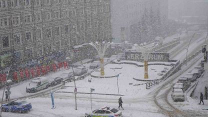 Erzurum’da Kar Esareti: 312 Mahalle Yolu Ulaşıma Kapandı