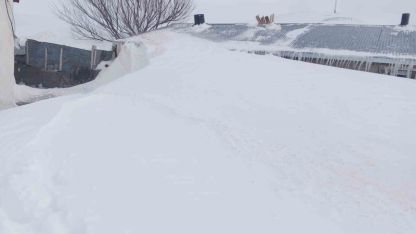 Gündoğdu Köyünde Evler Kar Yığınları Altında Kaldı
