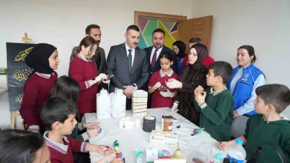 Muş’ta 1071 Ruhu El Sanatlarıyla Yaşıyor: Gençlerden Sultan Alparslan Zırhına Vefa