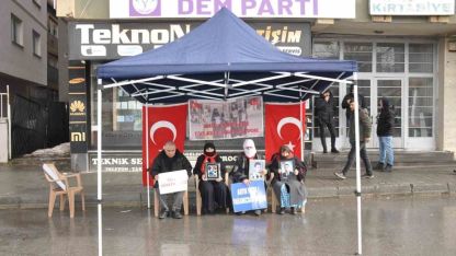 Muş'ta Evlat Nöbetinde 235. Hafta: Annelerden Çocuklarına Teslim Ol Çağrısı