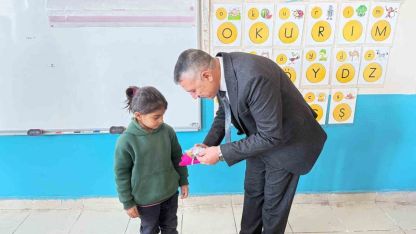 Patnoslu Öğretmenlerden Gönüllere Dokunan Proje: "Bir Elin Sıcaklığı Umut Oldu"