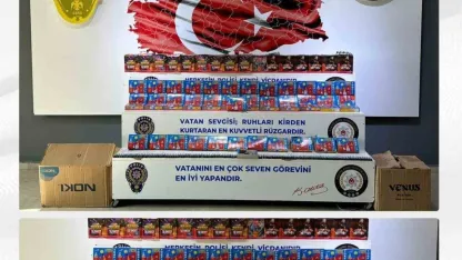 Erzurum'da Kaçak Maytap ve Havai Fişek Operasyonu: Binlerce Patlayıcı Ele Geçirildi