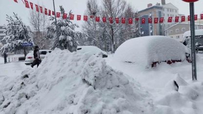 Ardahan’da Kar Esareti: 132 Köy Yolu Ulaşıma Kapandı
