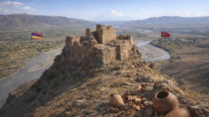 Ağrı Dağı Eteklerinde Kadim Bir Sınır Kalesi TARİHİ KIZILKALE