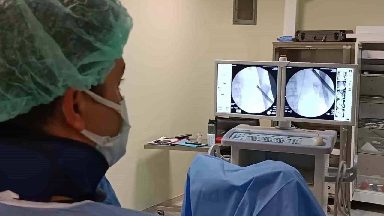 Ağrı’da Tıbbi Başarı: Böbreğinden Tam 295 Parça Taş Çıkarıldı