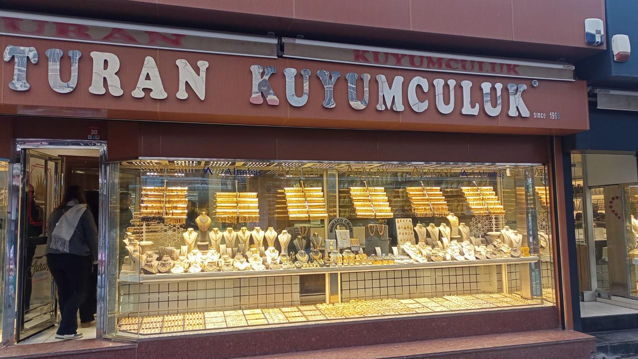 Altın Durdurulamıyor! Iğdır’da Yeni Zirve: Cumhuriyet Altını 51 Bin TL’yi Geçti