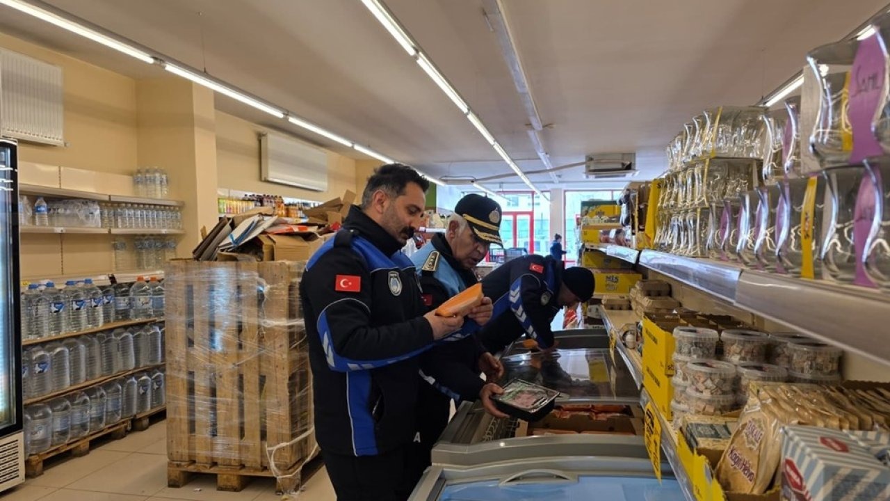 Ardahan’da Ramazan Öncesi Sıkı Denetim: Zabıta Ekipleri Zincir Marketleri Mercek Altına Aldı