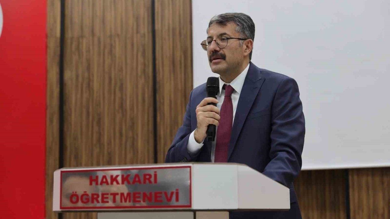 Bakan Yardımcılığına Atanan Vali Ali Çelik’ten Hakkâri’ye Veda Mesajı