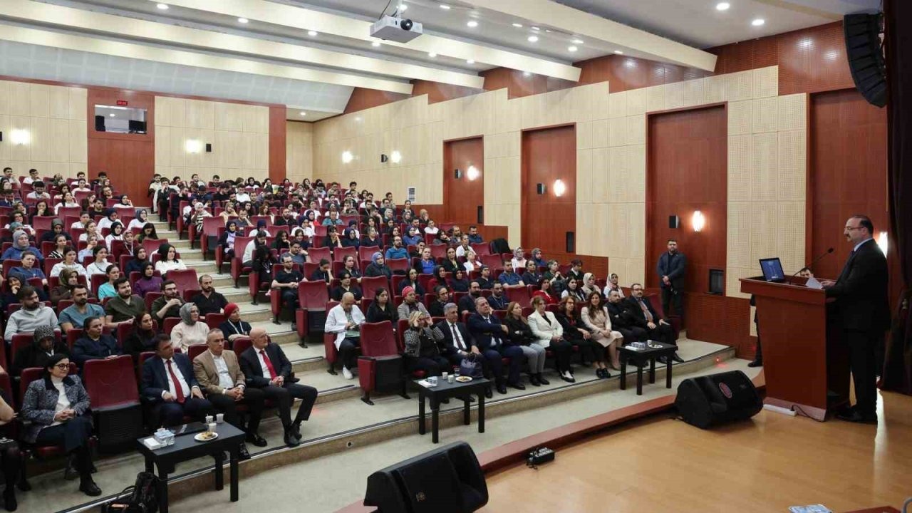 Cerrahide Yeni Bir Dönem: Atatürk Üniversitesinde ERAS Sempozyumu Düzenlendi