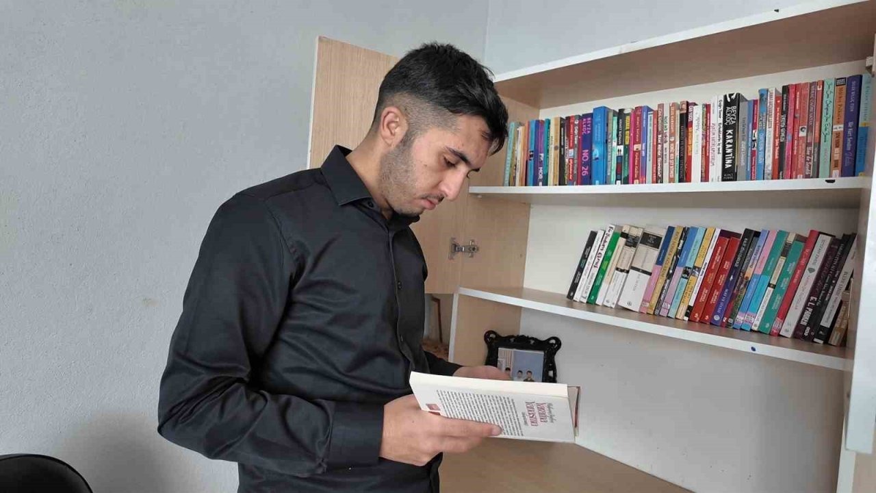 Ercişli Genç Yazar Yakup Köstekçi: Edebiyatla Gelen Hayata Tutunma Mücadelesi