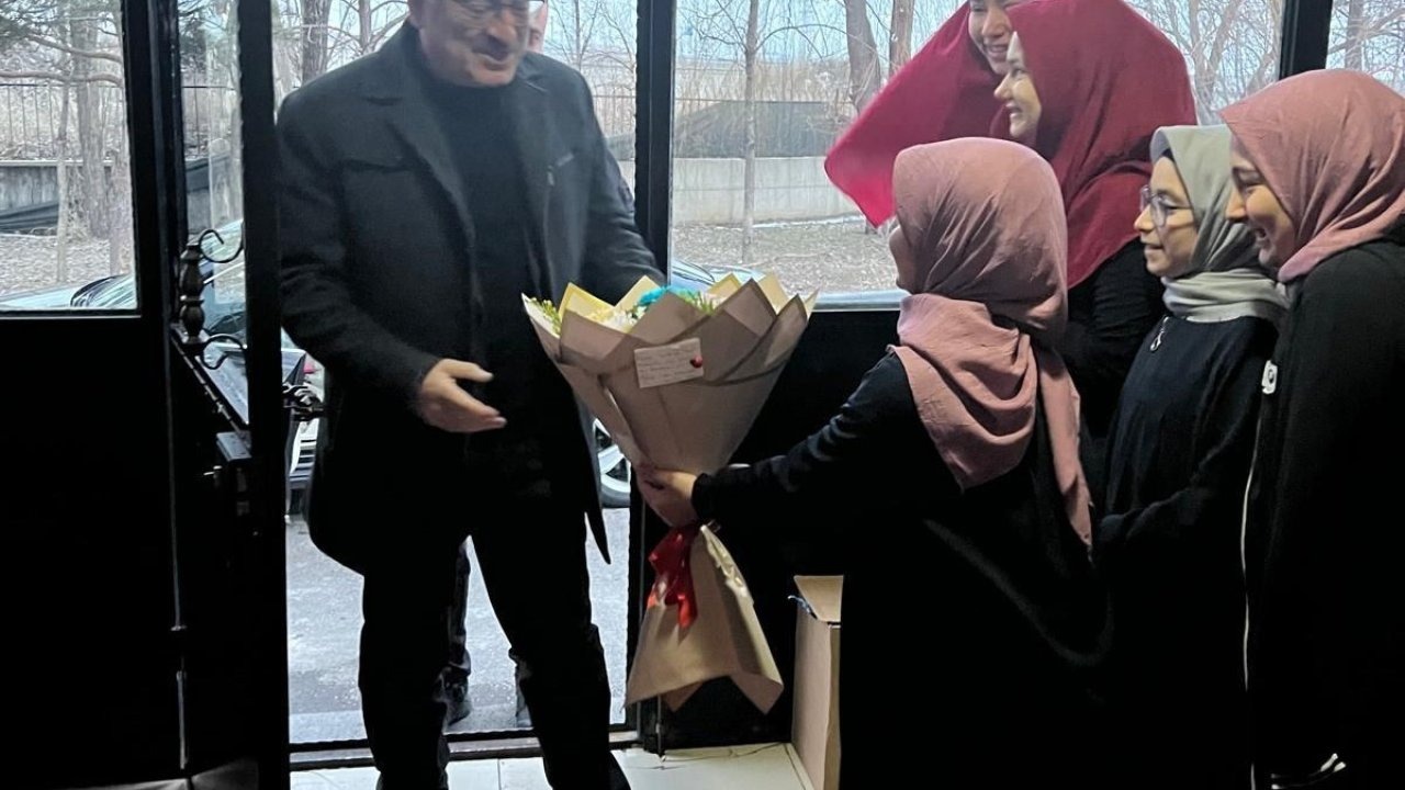 Erzurum’da Gönül Köprüsü: Hafızlar ve Çocuk Evleri Sakinleri İftarda Buluştu