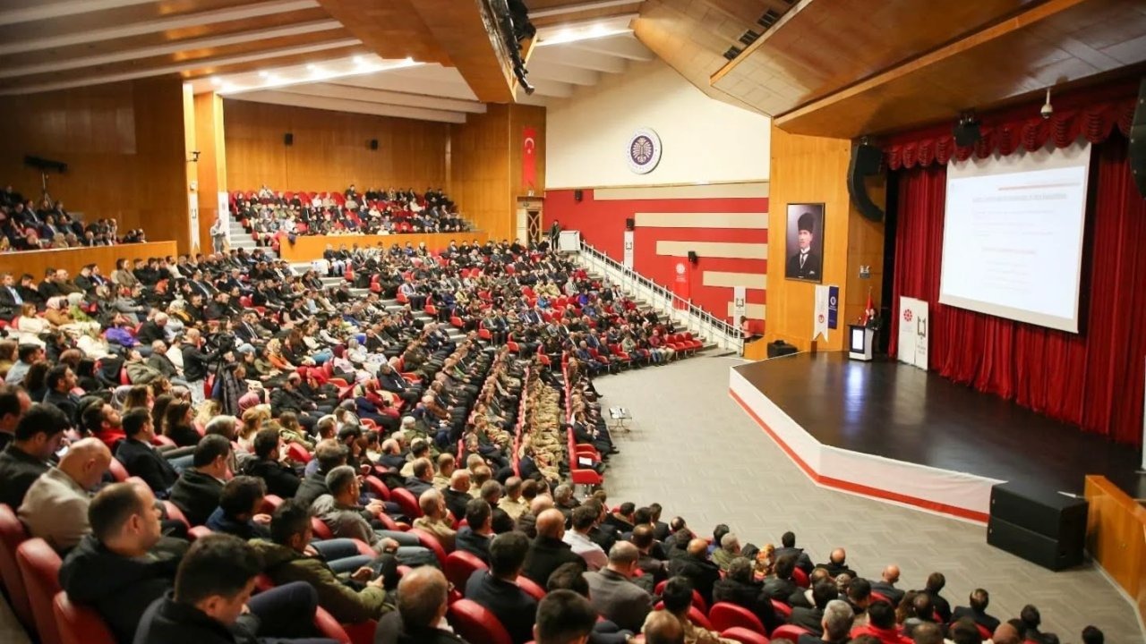 Erzurum’da Kamu ve Vatandaş Arasındaki Güçlü Köprü: CİMER Bilgilendirme Toplantısı Gerçekleştirildi