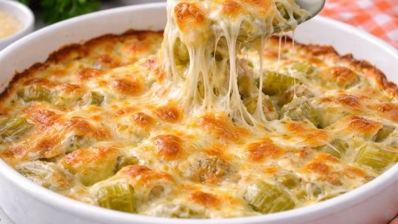 Fırında Kremalı Pırasa Tarifi