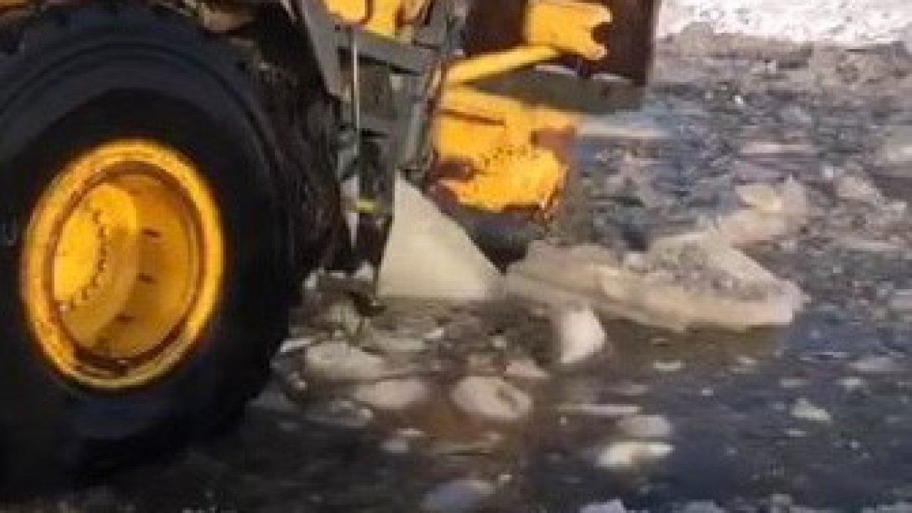 Göle’de Su Seferberliği: Kar Kış Demeden Onarım Mesaisi