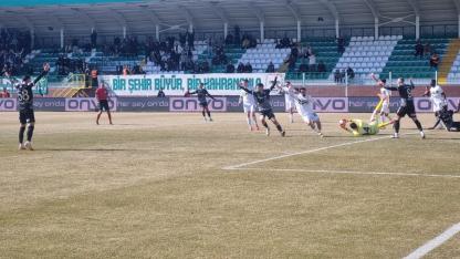 Iğdır FK – Esenler Erokspor Maçında İlk Yarı Sonucu: 0-1