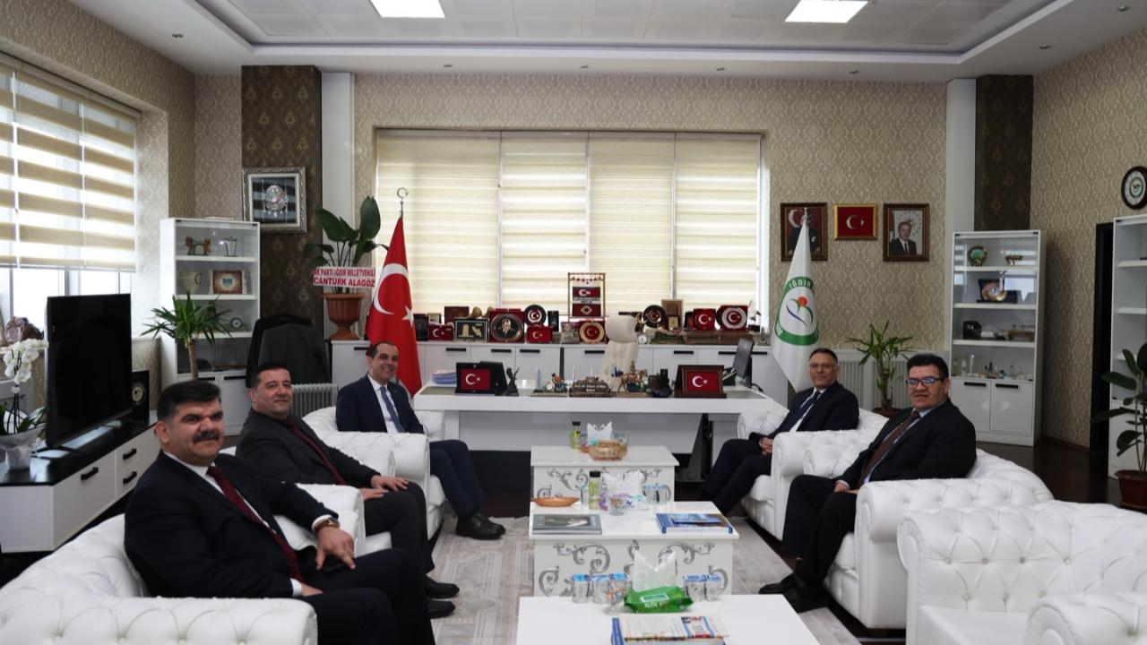 Iğdır Valisi Mustafa Fırat Taşolar'dan Rektör Ekrem Gürel'e Ziyaret