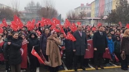 Iğdır’da İlk Ders "Bayrak Sevgisi": Okullarda Görsel Şölen Yaşandı!