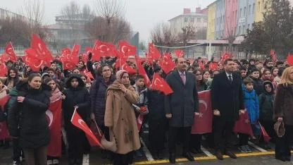 Iğdır’da İlk Ders "Bayrak Sevgisi": Okullarda Görsel Şölen Yaşandı!