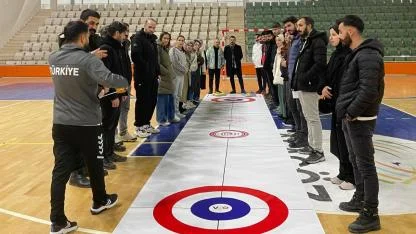 Iğdır’da İlk Kez Floor Curling Turnuvası ve Aday Hakemlik Kursu Düzenlendi