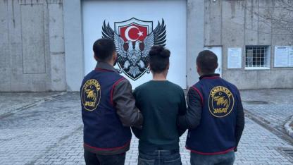 Iğdır'da Jandarmadan Kaçış Yok! "Yağma" Suçundan Aranan Şahıs Tutuklandı