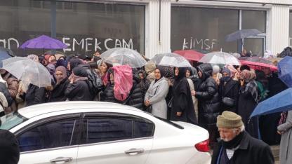 Iğdır'da  mağaza açılışında izdiham yaşandı