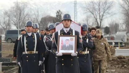 Iğdır’ın Acı Kaybı: Uzman Çavuş Doğukan Türkden Son Yolculuğuna Uğurlandı