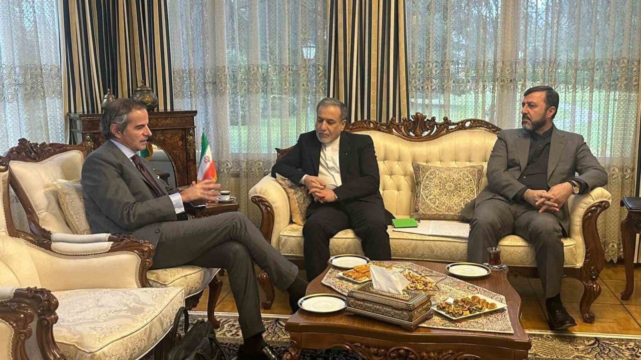 İran ve UAEA Arasında Cenevre'de Kritik Nükleer Zirvesi