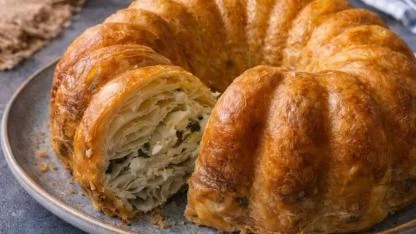 Kek Kalıbında Peynirli Börek Tarifi