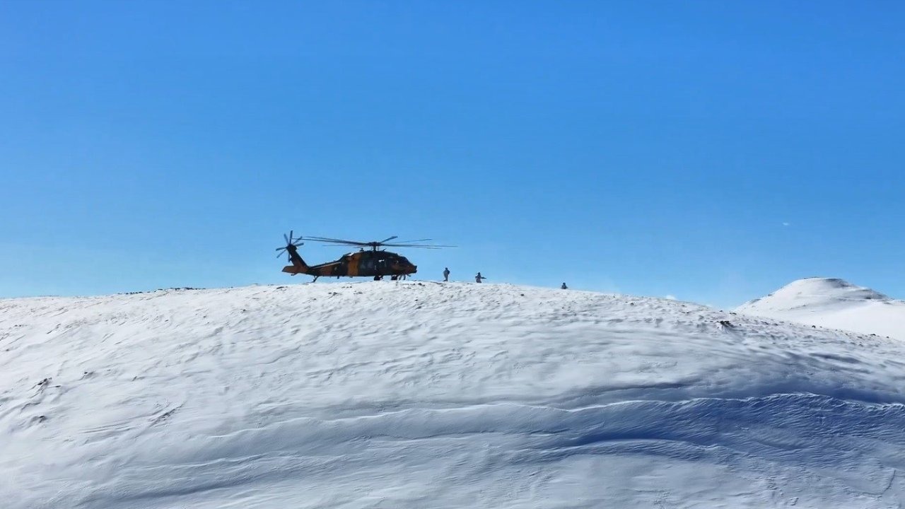 Mehmetçik Kars’ta Kar ve Soğuğa Meydan Okudu: Kış Tatbikatı-2026 Başarıyla Tamamlandı