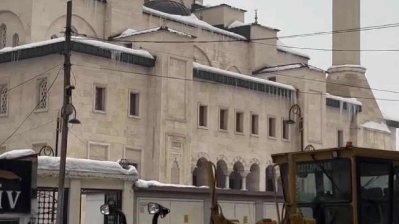 Patnos’ta Kar Seferberliği: Belediye ve Özel İdare El Ele