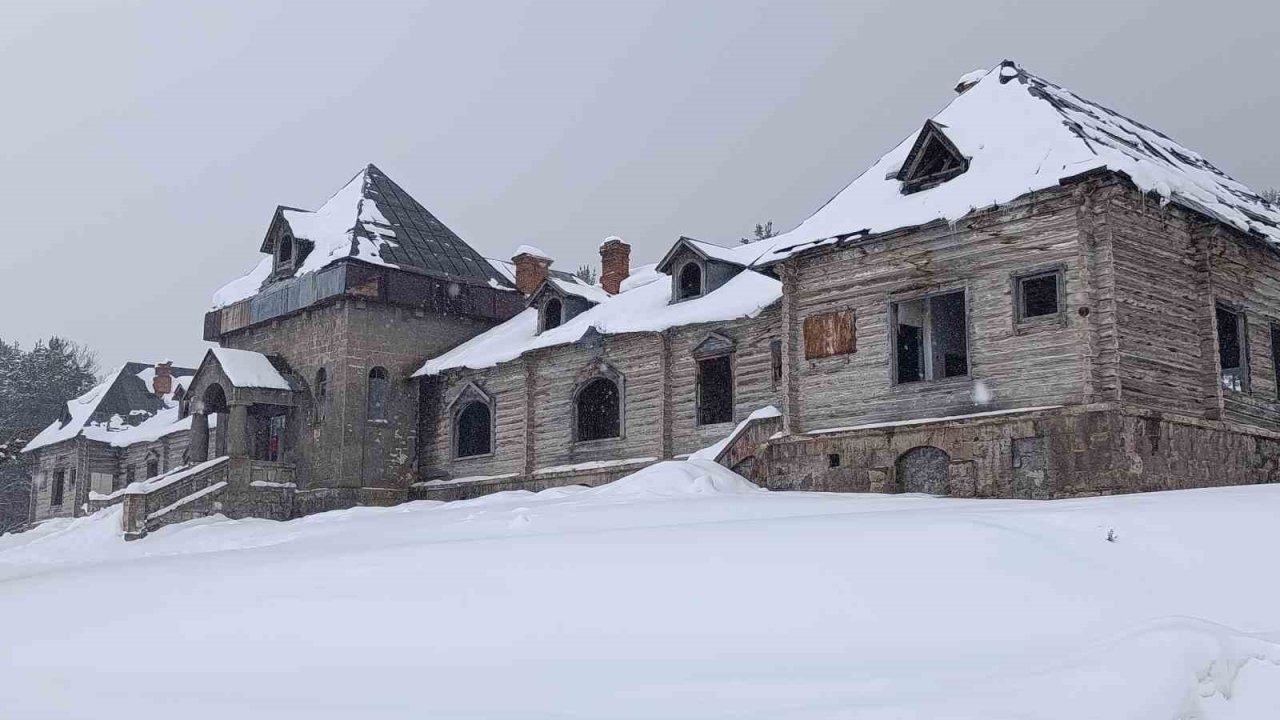 Sarıkamış’ın 129 Yıllık Mirası Yok Oluyor: Çar’ın Av Köşkü İlgi Bekliyor