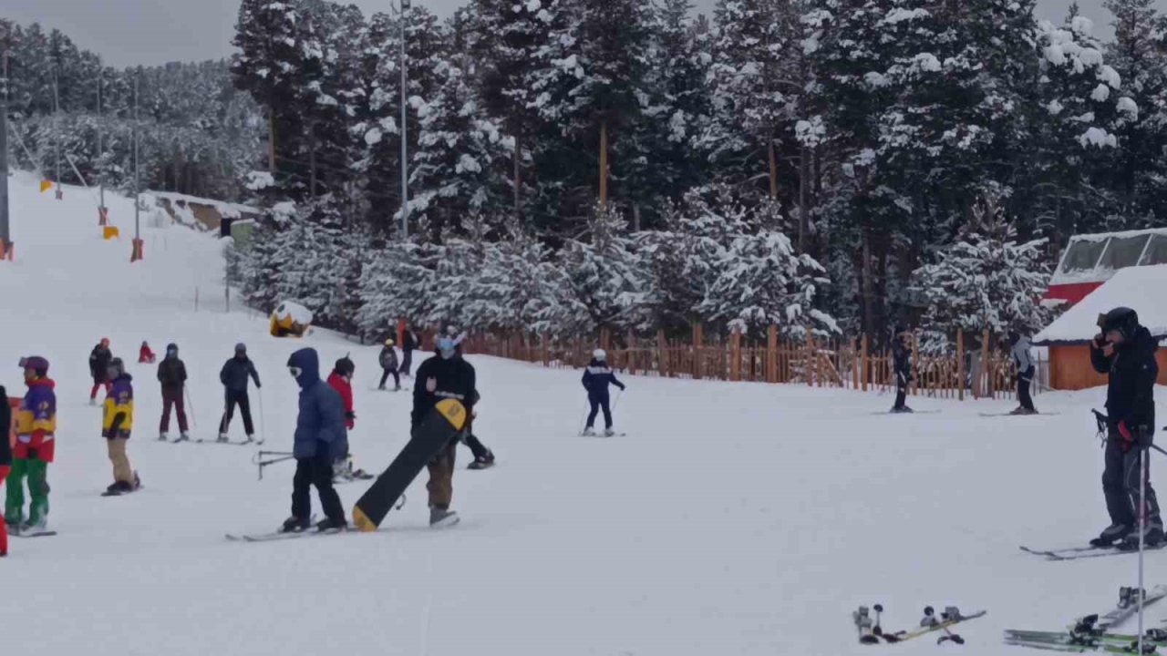 Sarıkamış’ta Kristal Kar Keyfi: Otellerde %90 Doluluk Oranı