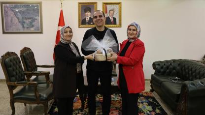 Vali Taşolar'dan Girişimci Kadınlara Tam Destek: "Kadın Emeği Kalkınmanın Anahtarıdır"