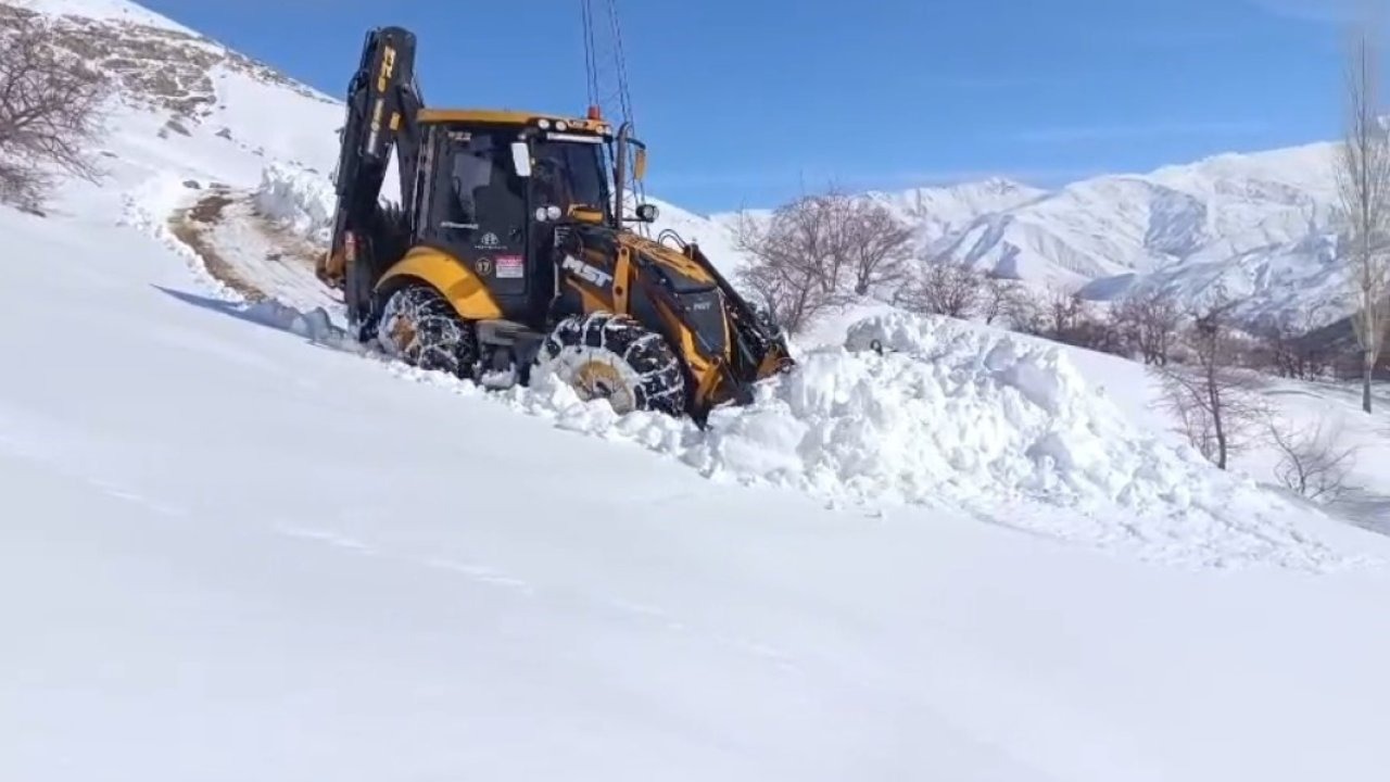 Van’da Kar Esareti: 78 Yerleşim Yerine Ulaşım Sağlanamıyor
