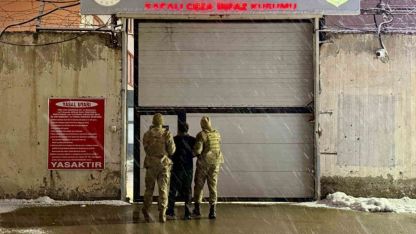 Erzurum ve Bitlis’te Göçmen Kaçakçılığı Operasyonu: 3 Tutuklama