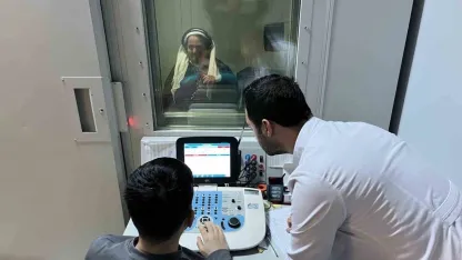 Van Eğitim ve Araştırma Hastanesi Uzmanından İşitme Kaybı İçin Erken Tanı Uyarısı