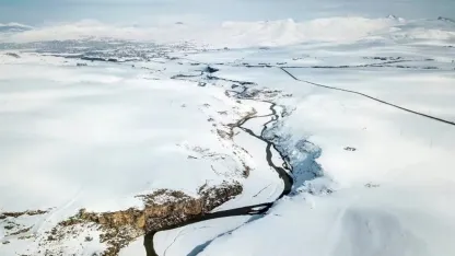 Diyadin'de bahar beklenirken kış geri geldi