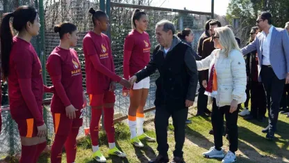 Galatasaray'dan 8 Mart'a özel anlamlı etkinlik: Florya'da kadın futbolu ve dostluk rüzgarı