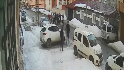 Kars’ta İftar Vakti Silahlı ve Sopalı Kavga: 2 Yaralı